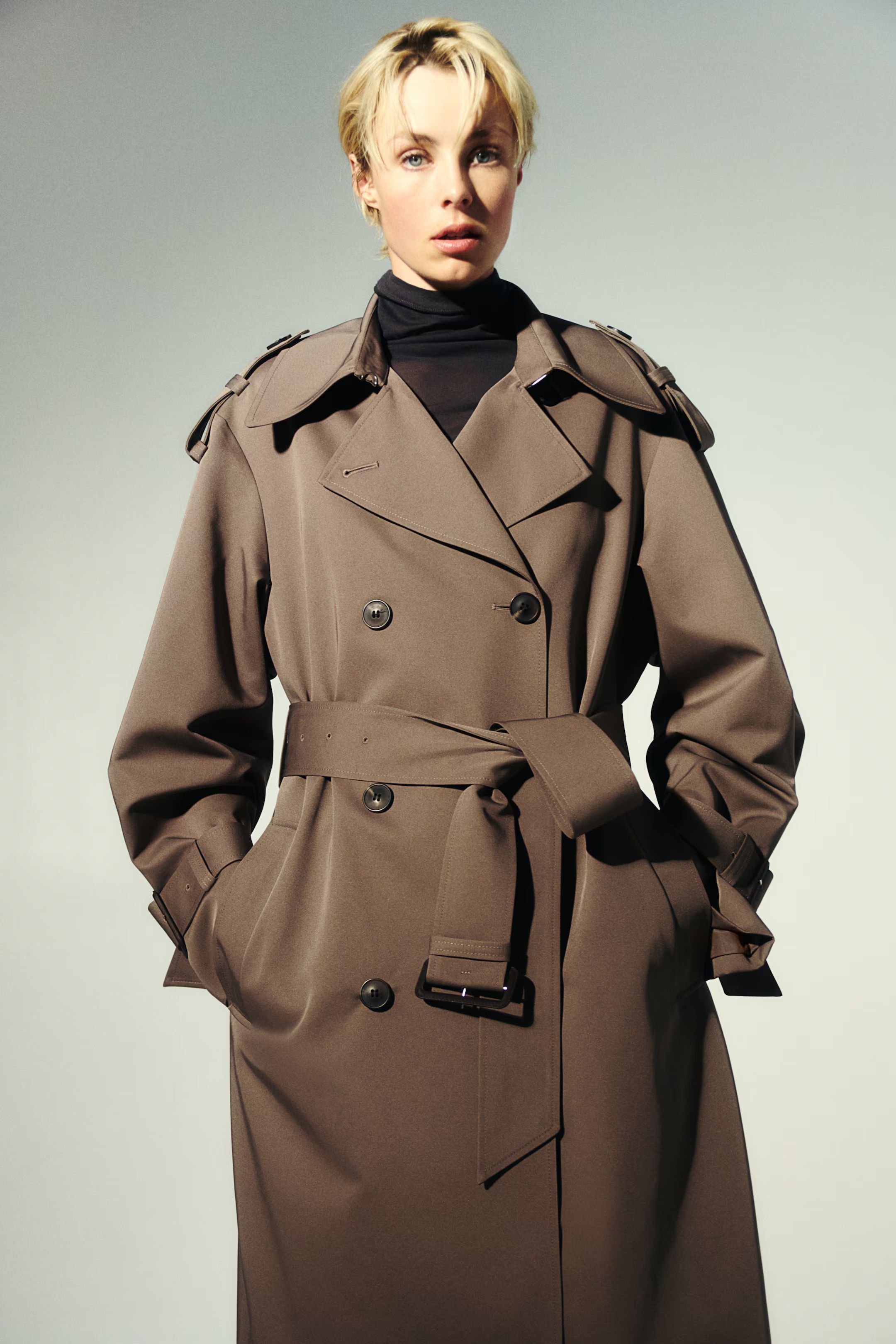 Double-breasted Trench Coat - Long sleeve - Long - Taupe - Ladies | H&M US | H&M (US + CA)