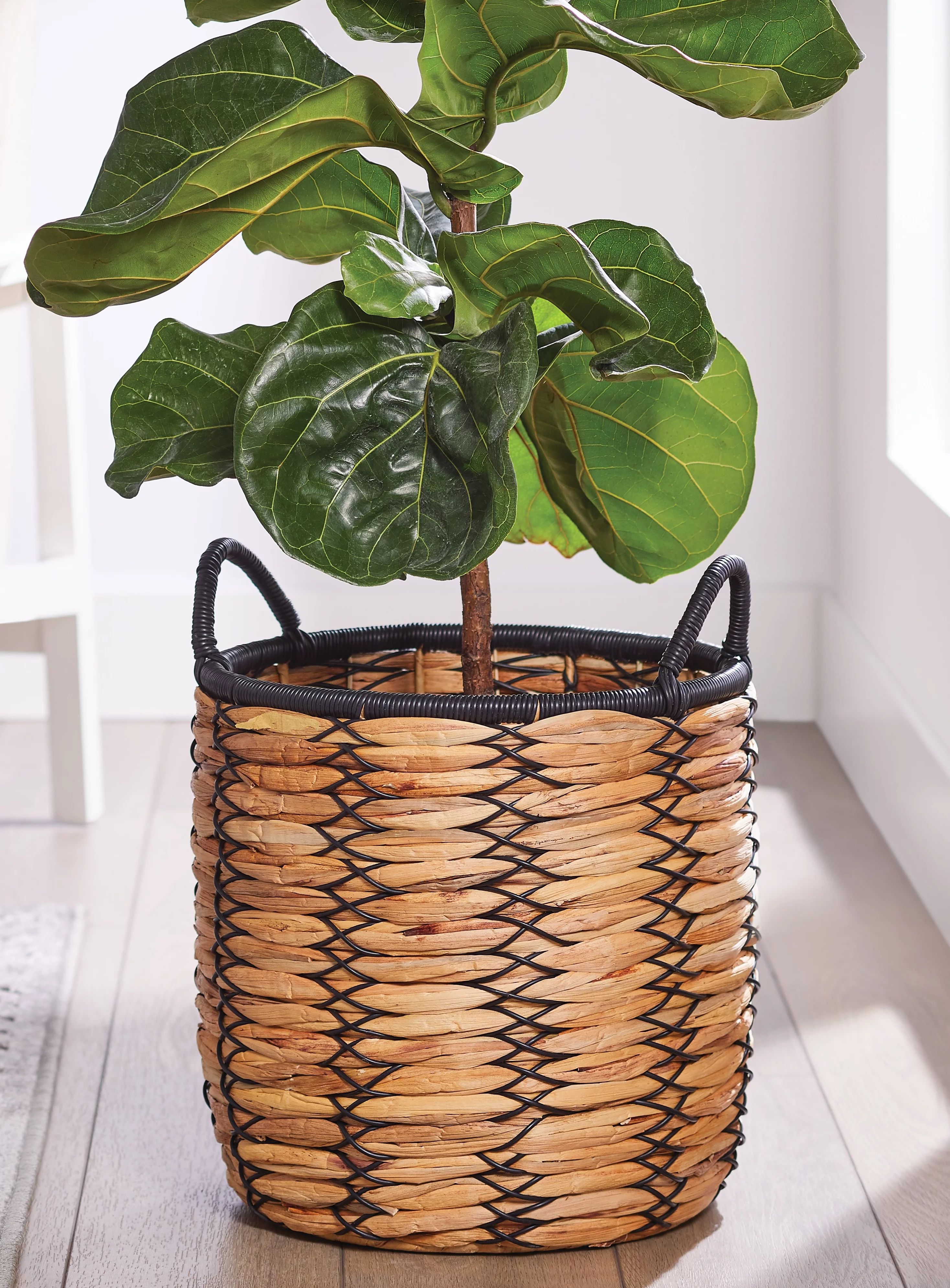 Better Homes & Gardens 15 Inch Round Woven Water Hyacinth Basket Planter | Walmart (US)
