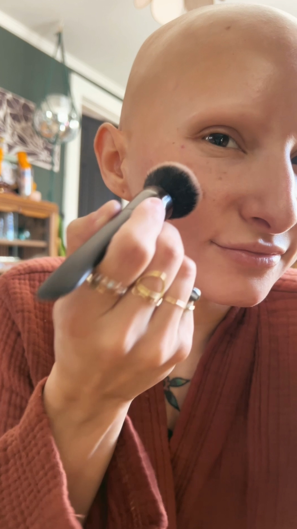 I recently realized that I have eyelashes again and so I wanted to do my new makeup routine with you 👁️🌈🦋✨ 

products used : 
@rarebeauty 
bronzer stick - happy sol 
blush - believe 
mascara - black 

@ecotools @elfcosmetics @sephora @ultabeauty @selenagomez 

#alopeciaawareness #alopecia #hairlosssolutions #bodyimage #sephorahaul #simplemakeup #makeuproutine #grwmmakeup #beautyroutine

#LTKSaleAlert #LTKBeauty #LTKFindsUnder50