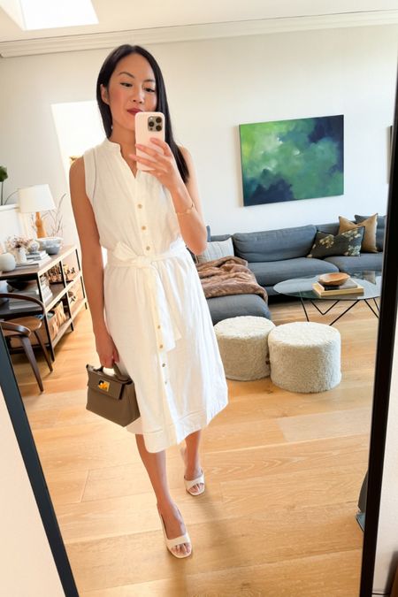 White summer dress under $100!

#AnnTaylor
#summerdress
#whitedresses
#buttondowndress
#summeroutfit

#LTKFindsUnder100 #LTKStyleTip #LTKSeasonal
