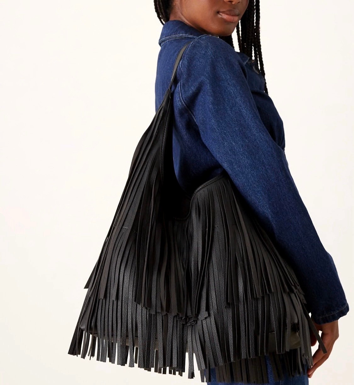 Oversized fringe bag 

#LTKSaleAlert #LTKMidsize #LTKPlusSize