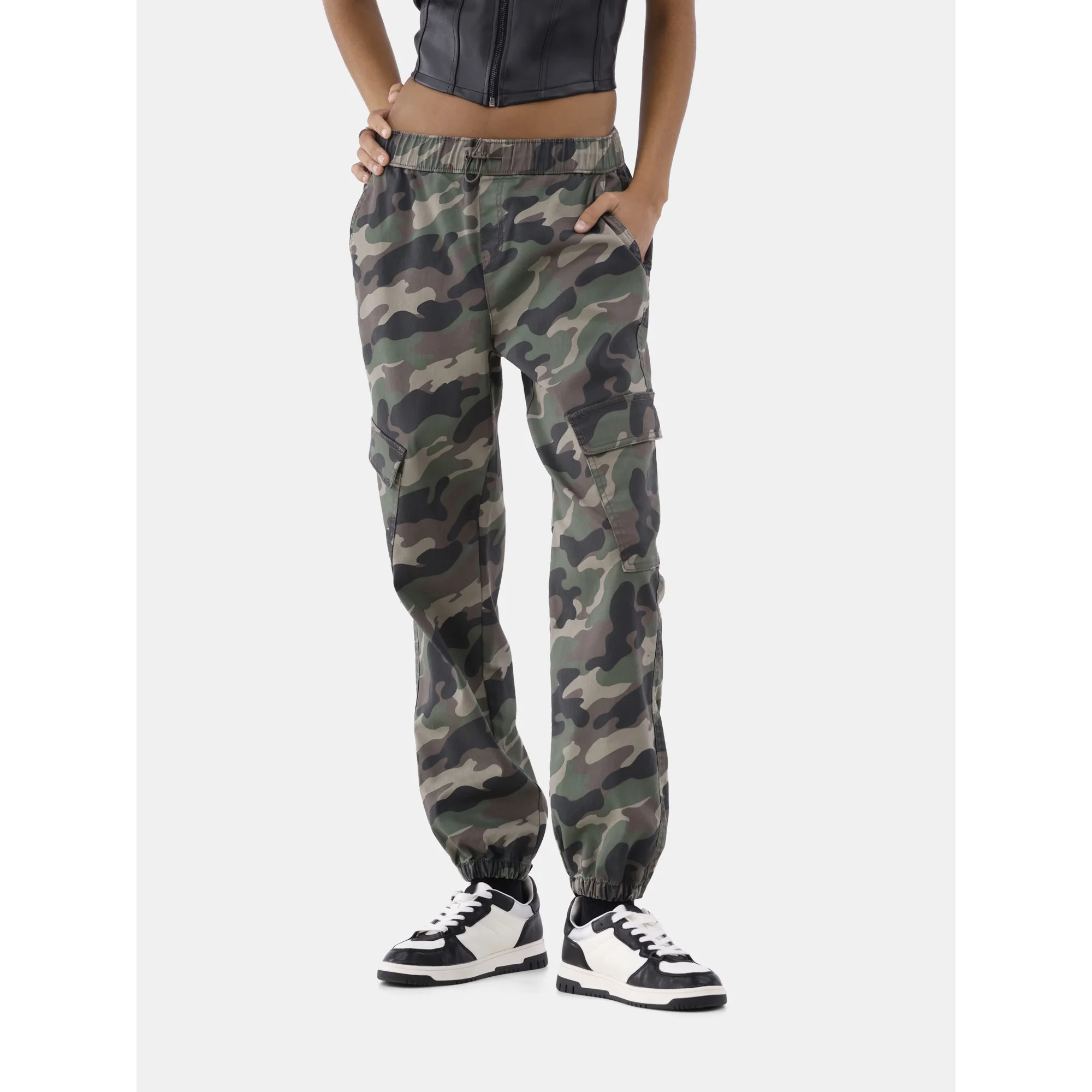 No Boundaries Utility Jogger Pants, 27" Inseam, Women's and Women's Plus | Walmart (US)
