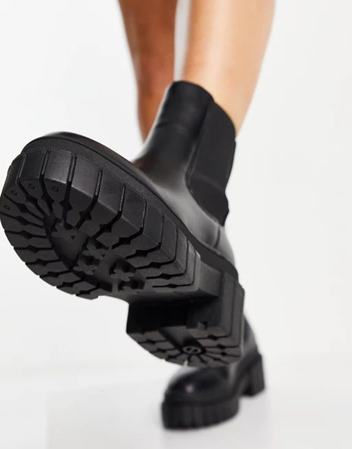 Public Desire Zenya chunky chelsea boots in black | ASOS (Global)