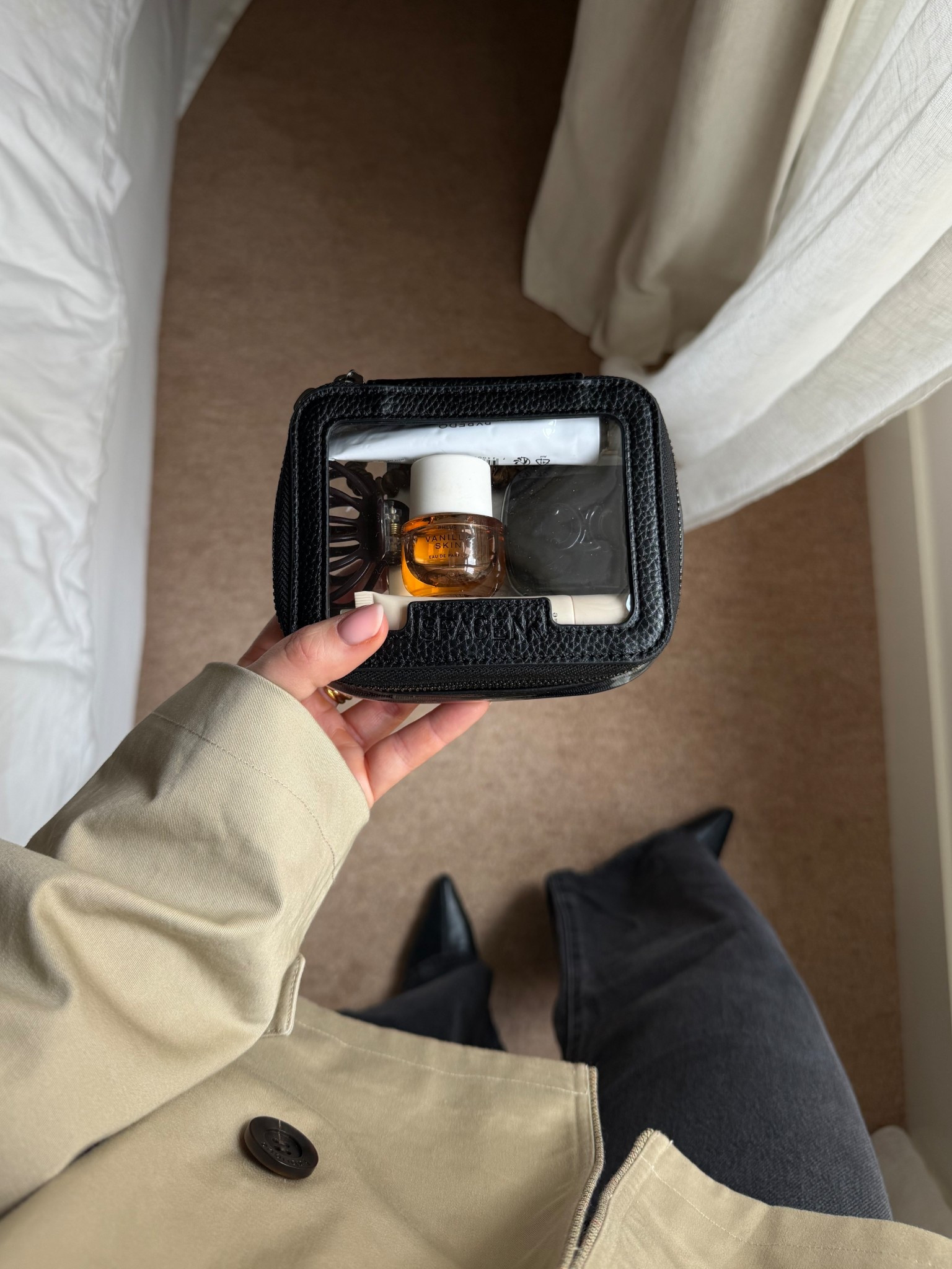 The handiest little mini pouch, have all my mini essentials in here and take this between my handbags 👏🏼 

#LTKU #LTKbeauty #LTKtravel