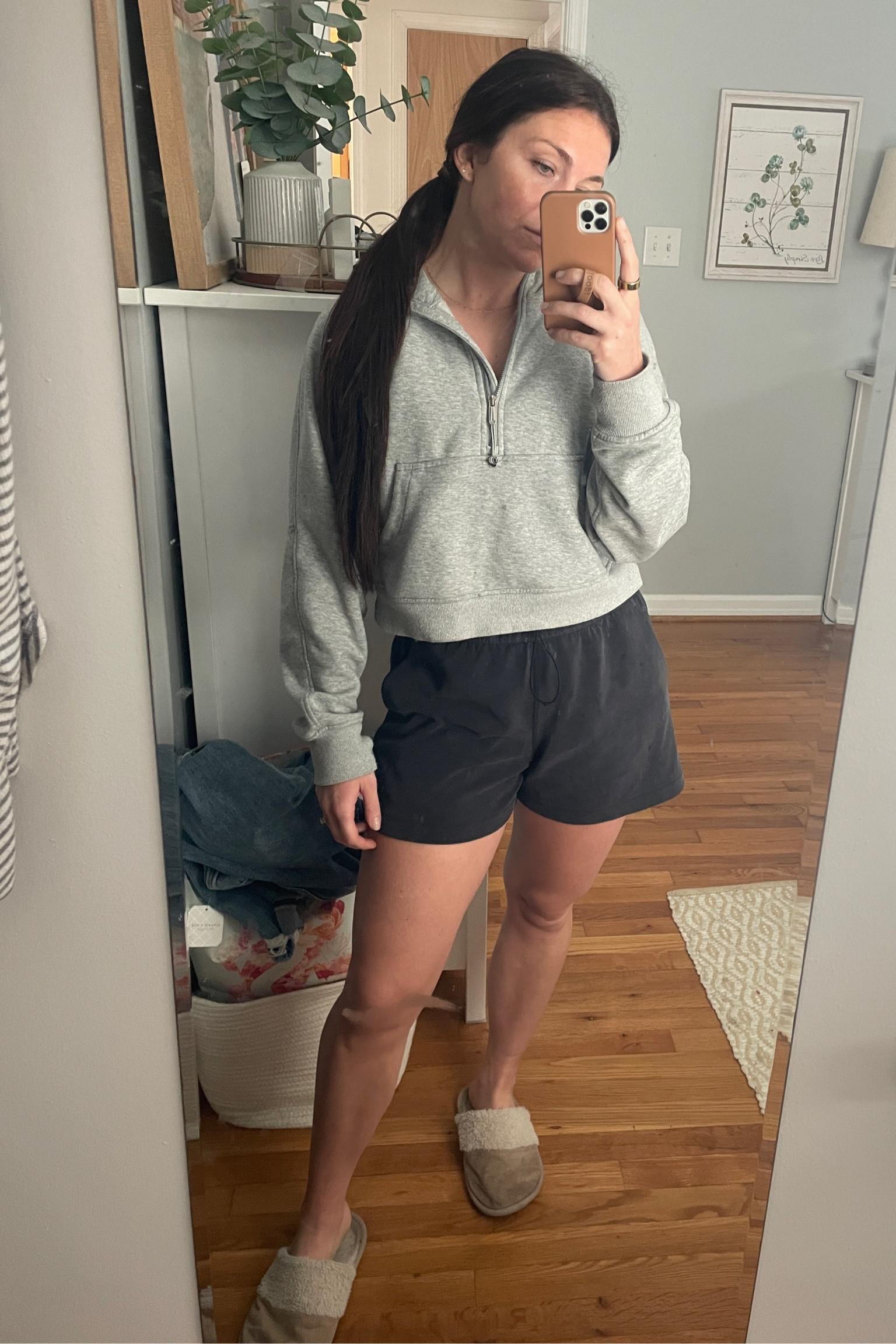 Comfiest lounge shorts! Size: 6// sweatshirt size: S

#LTKActive #LTKfitness