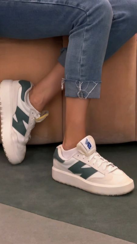 My New Balance sneakers - CT302 - perfect spring shoes 🤍

Wearing it in size 7, tts

#LTKshoecrush #LTKVideo #LTKstyletip