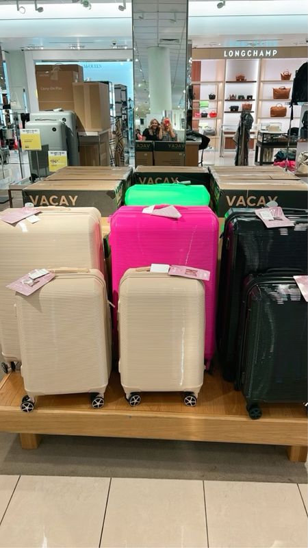 Spinner Suitcases - NSale Deal!!! 




#LTKxNSale #LTKtravel #LTKsalealert