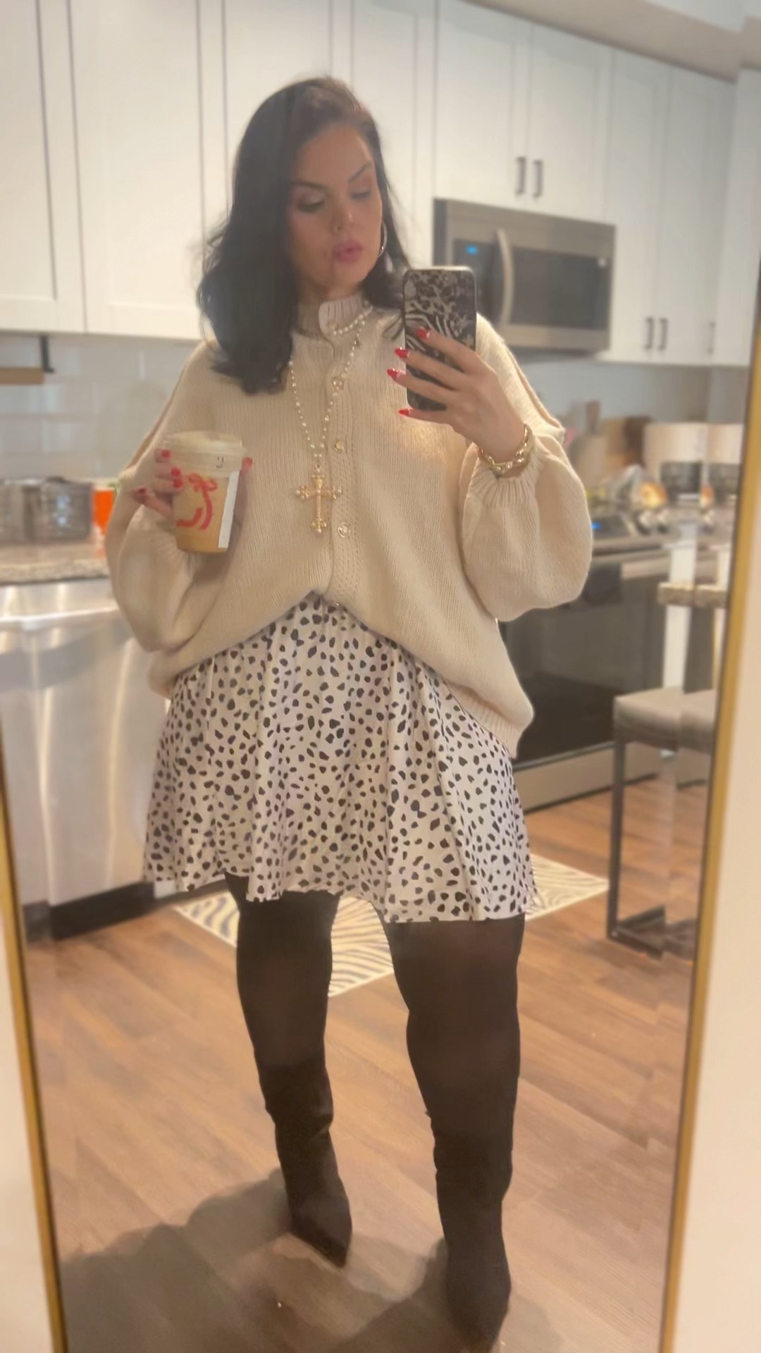 Cute & Cozy outfit of the day for the office 

#LTKStyleTip #LTKMidsize #LTKootd