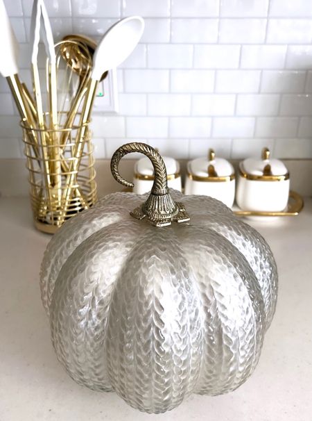 My 9 inch pumpkin is a fantastic size. (I placed it in the kitchen so you can see the scale of it.) This lights up too. Use 3 double A batteries. 

Linking Halloween and thanksgiving decor!




#LTKSeasonal #LTKHalloween #LTKHoliday