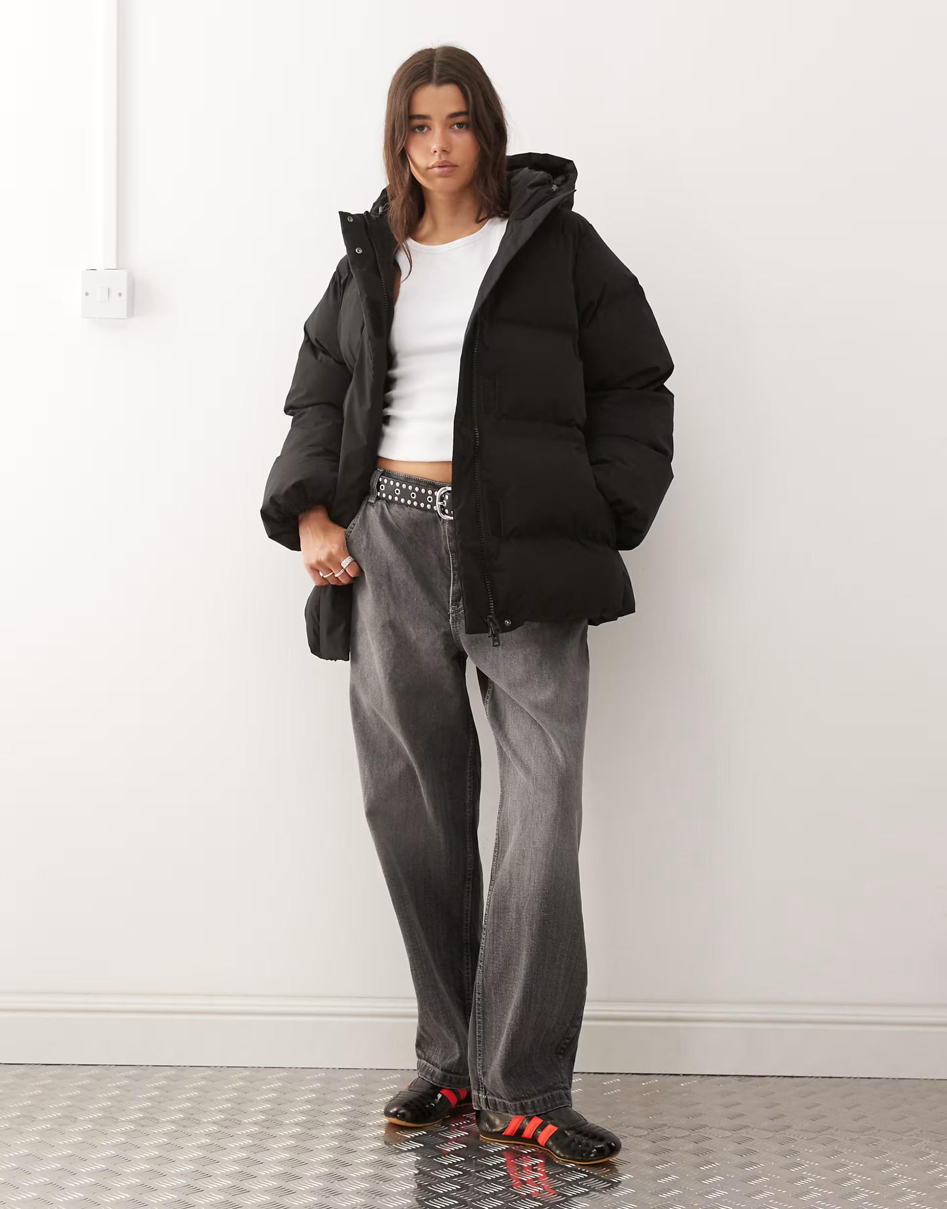 Weekday cinched puffer coat with detachable hood in black | ASOS | ASOS (Global)