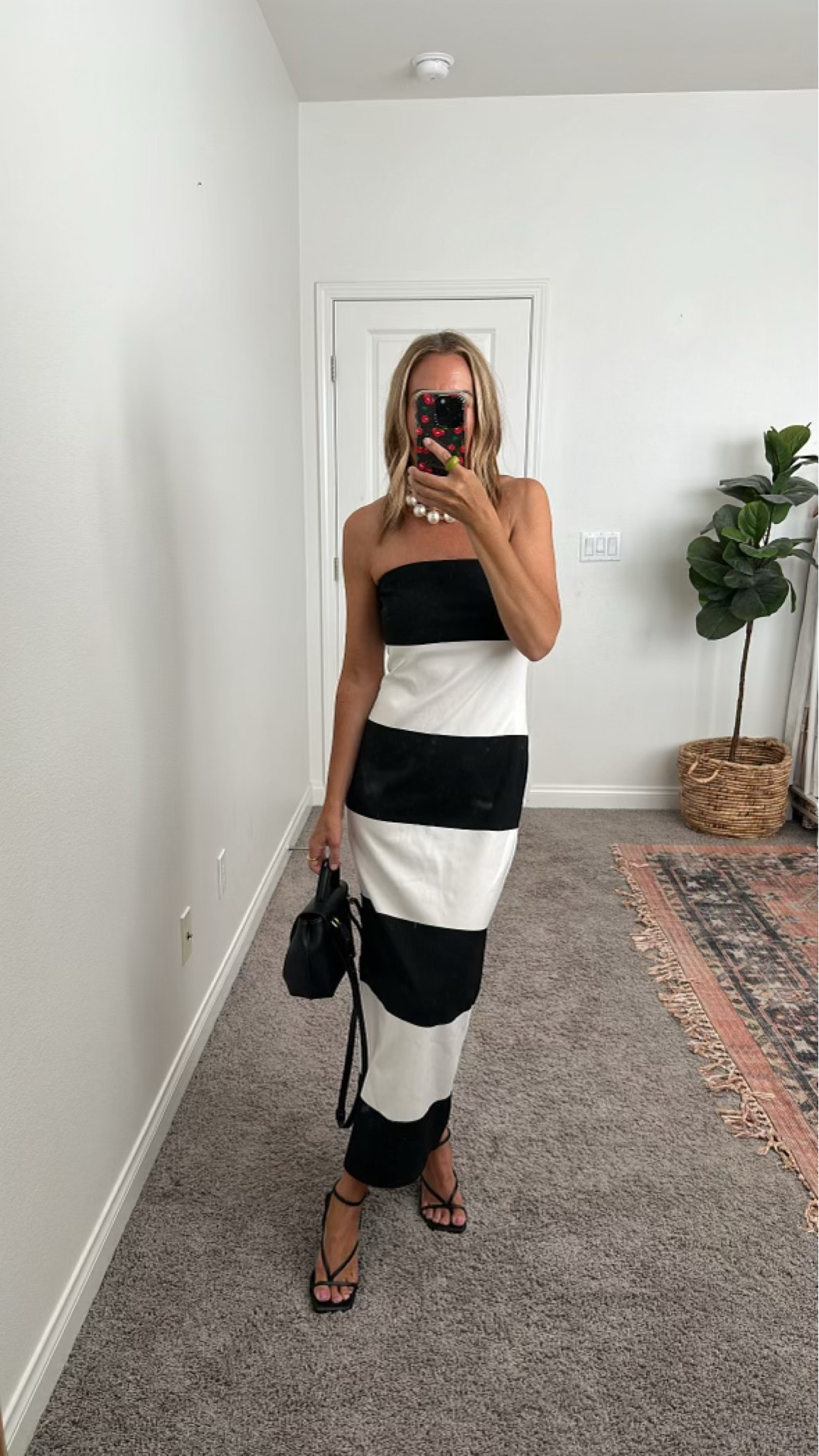 How fun is this stripe dress?! I’m obsessed !

#LTKSummerSales #LTKStyleTip #LTKSaleAlert