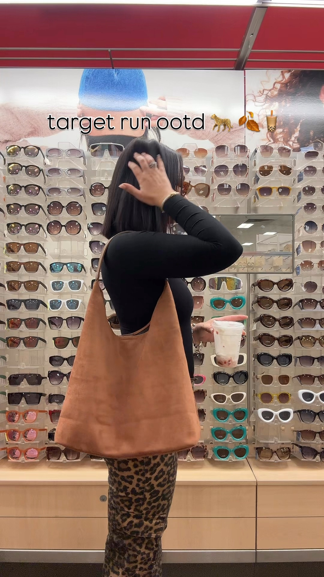 a little target run ootd 🐆

I have been struttin around in my $22 Birkenstock dupes yall! Comment SHOP if you wanna twin with me! 

#targetruns #targetdoesitagain #popilush #leopardprint #fallootd

#LTKStyleTip #LTKItBag #LTKShoeCrush