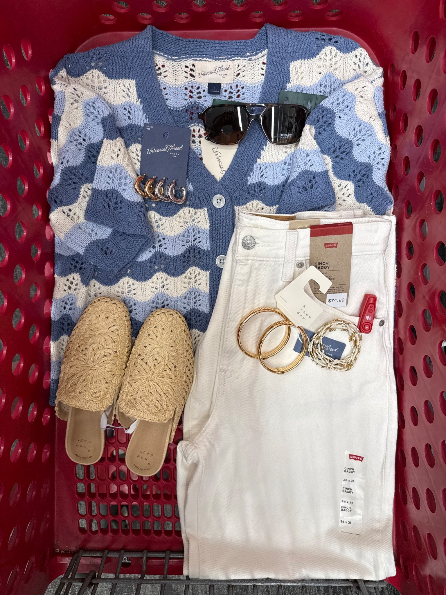 outfit made for wandering little beach towns 🌊☀️