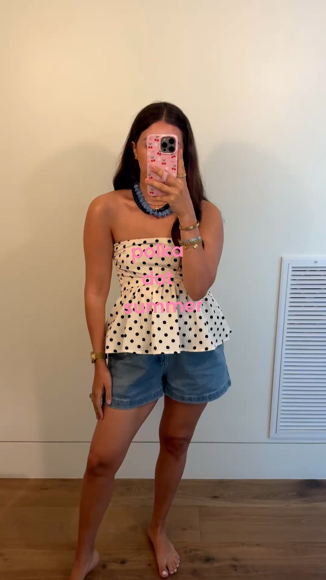 Here’s to a summer of patterns, prints and chucky jewelry 💙💗

Top: medium 
Bottoms: 28

Dressupbuttercup.com #dressupbuttercup #dederaad

#LTKootd #LTKmomlife #LTKSeasonal