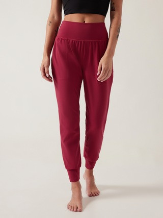 Salutation Jogger | Athleta