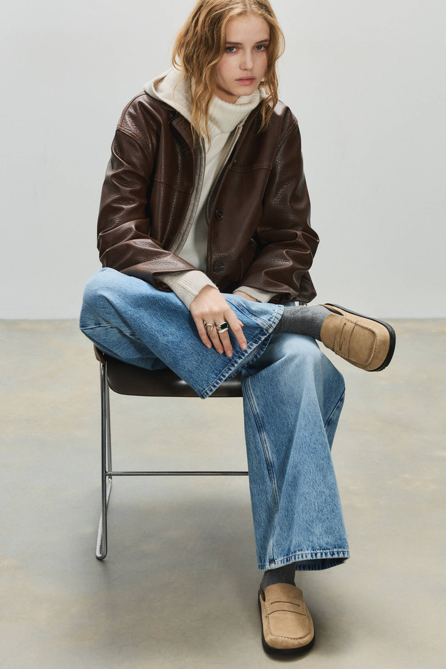 Leather clogs - pull&bear | PULL and BEAR UK