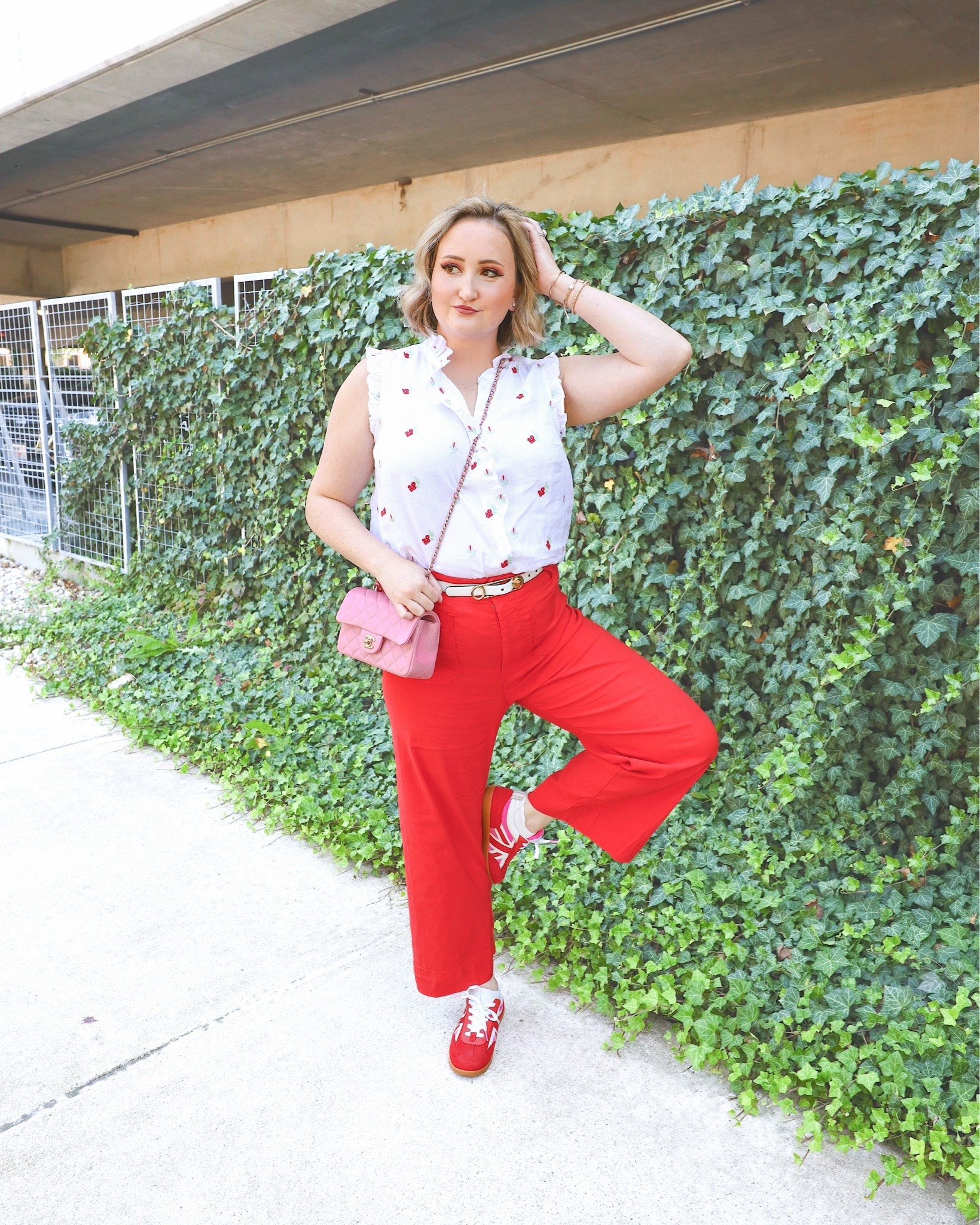 Mom outfit but make it colorful and fun ❤️


#boden #bodenusa #anthropologie #myanthropologie #anthropologiestyle #momoutfit #colorfulfashion #colorfulstyle #colorfuloutfit

#LTKootd #LTKSeasonal #LTKmomlife