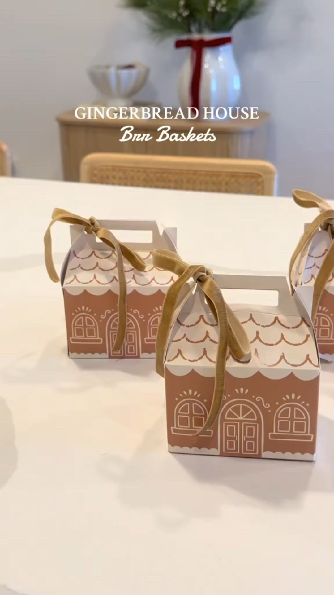 Make a Gingerbread Mini Brr Baskets with me 🤍

#LTKHoliday #LTKGiftGuide #LTKCyberWeek