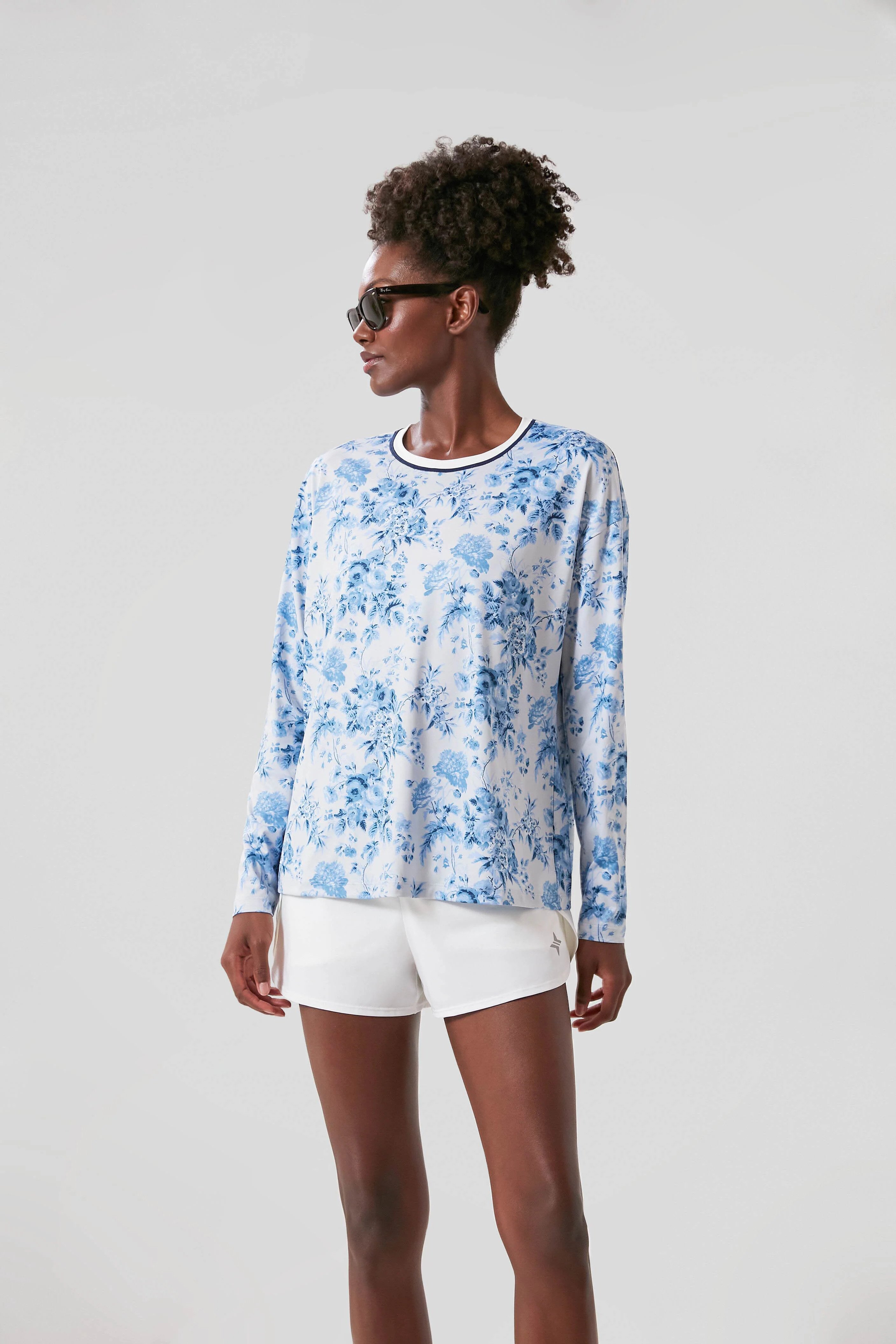 Blue Bouquet Long Sleeve Boyfriend Performance Tee | Tuckernuck (US)