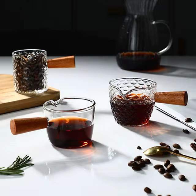 100ml Espresso Measuring Cup Small Glass Cup Milk Jug Sauce Pot With Wood Handle Single Spout Esp... | Ali Express BR