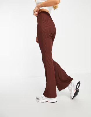 New Look ribbed flared pants in brown | ASOS | ASOS (Global)