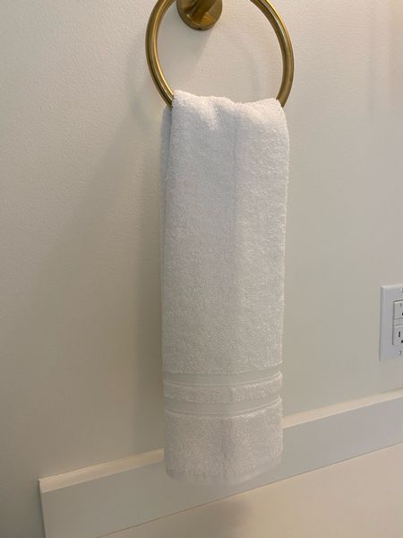 Amazon finds
Amazon home
Hand towels
Towel holder

#LTKhome #LTKSale #LTKunder50