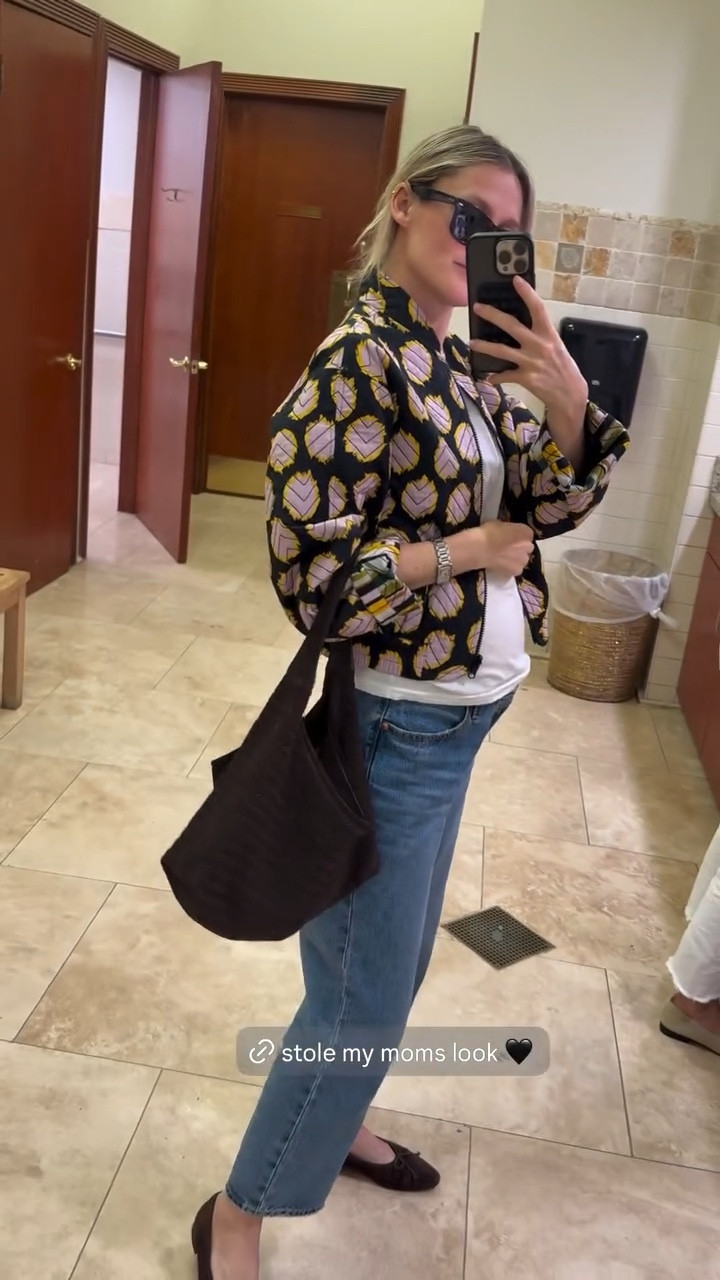 Stole my moms look 🖤

#LTKootd #LTKdayinmylife #LTKgrwm