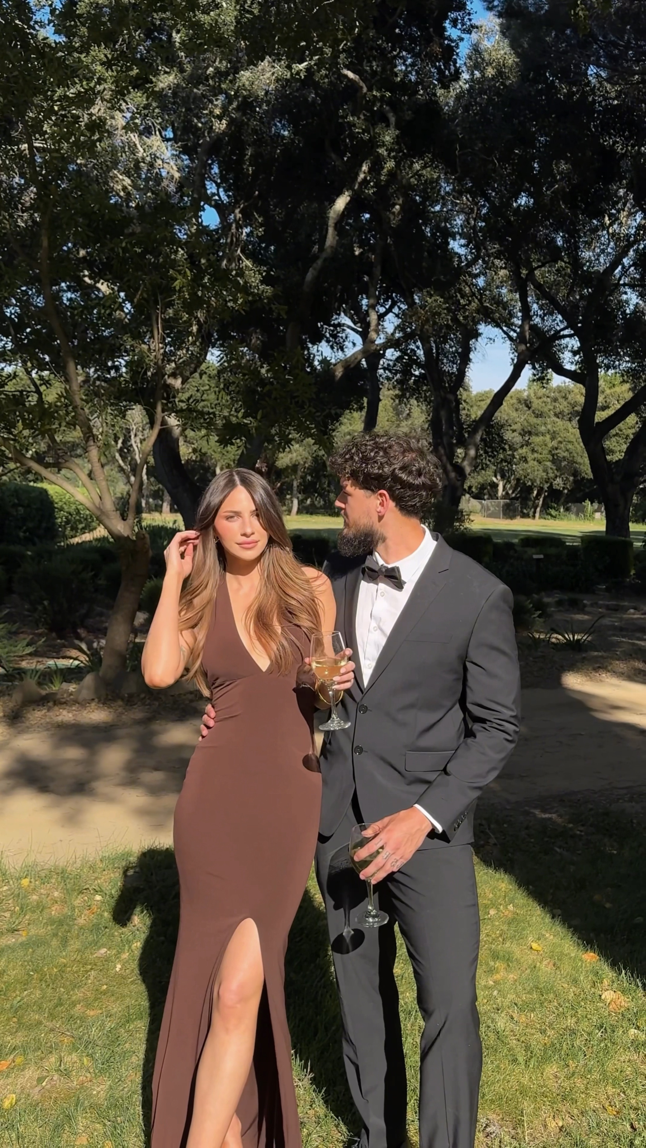 Wedding guest dress 🤍

Wearing a size xs 