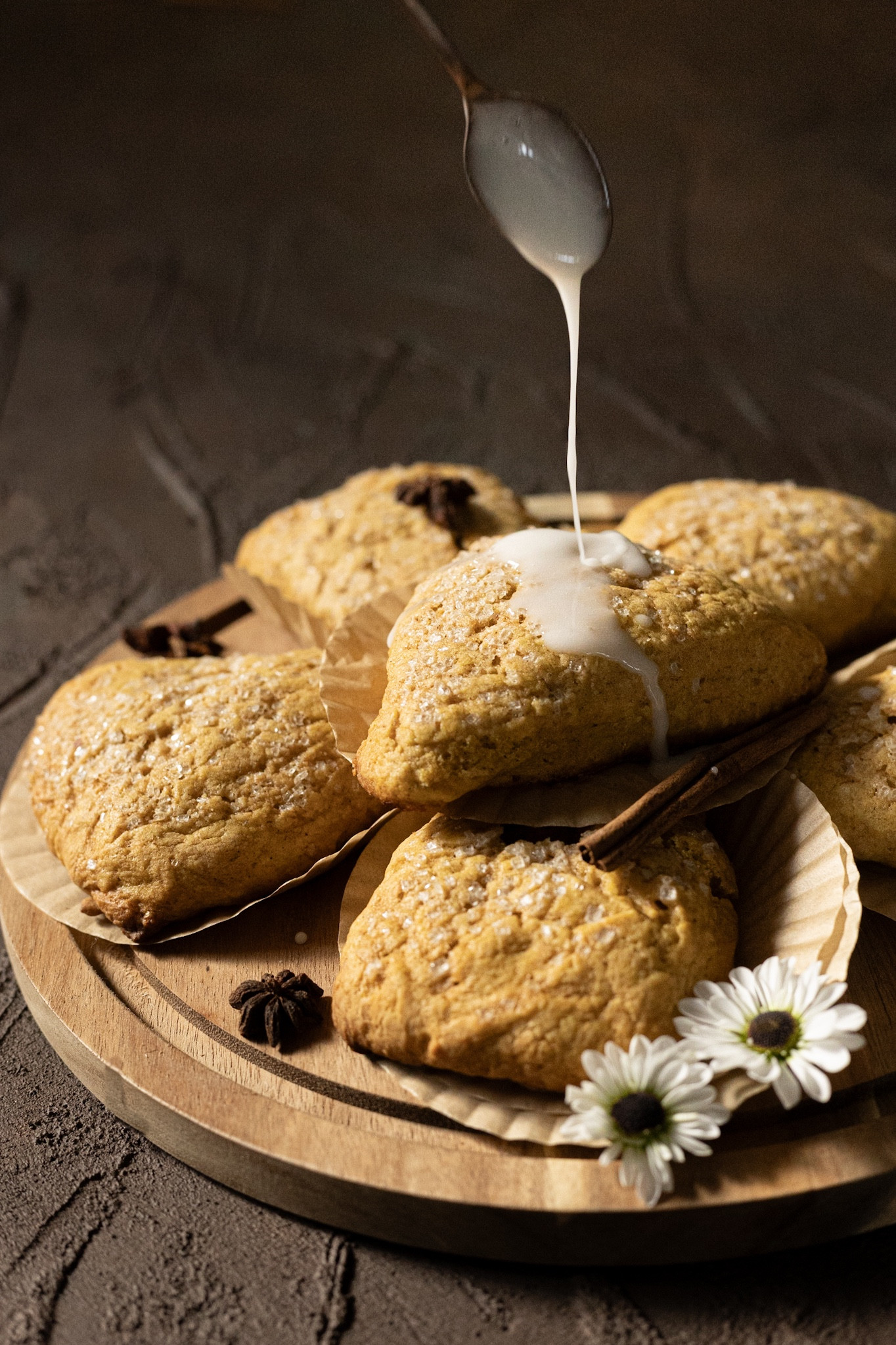 DIY food photography backdrop you can make at home for as little as $50! Great for food photographers and bloggers on a budget. 📸🧁



#LTKhome #LTKfindsunder100