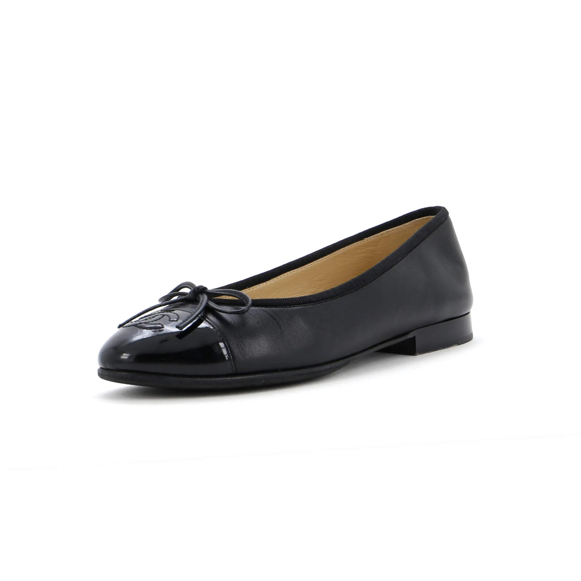 Women's CC Cap Toe Bow Ballerina Flats Leather and Patent | Shop Simon