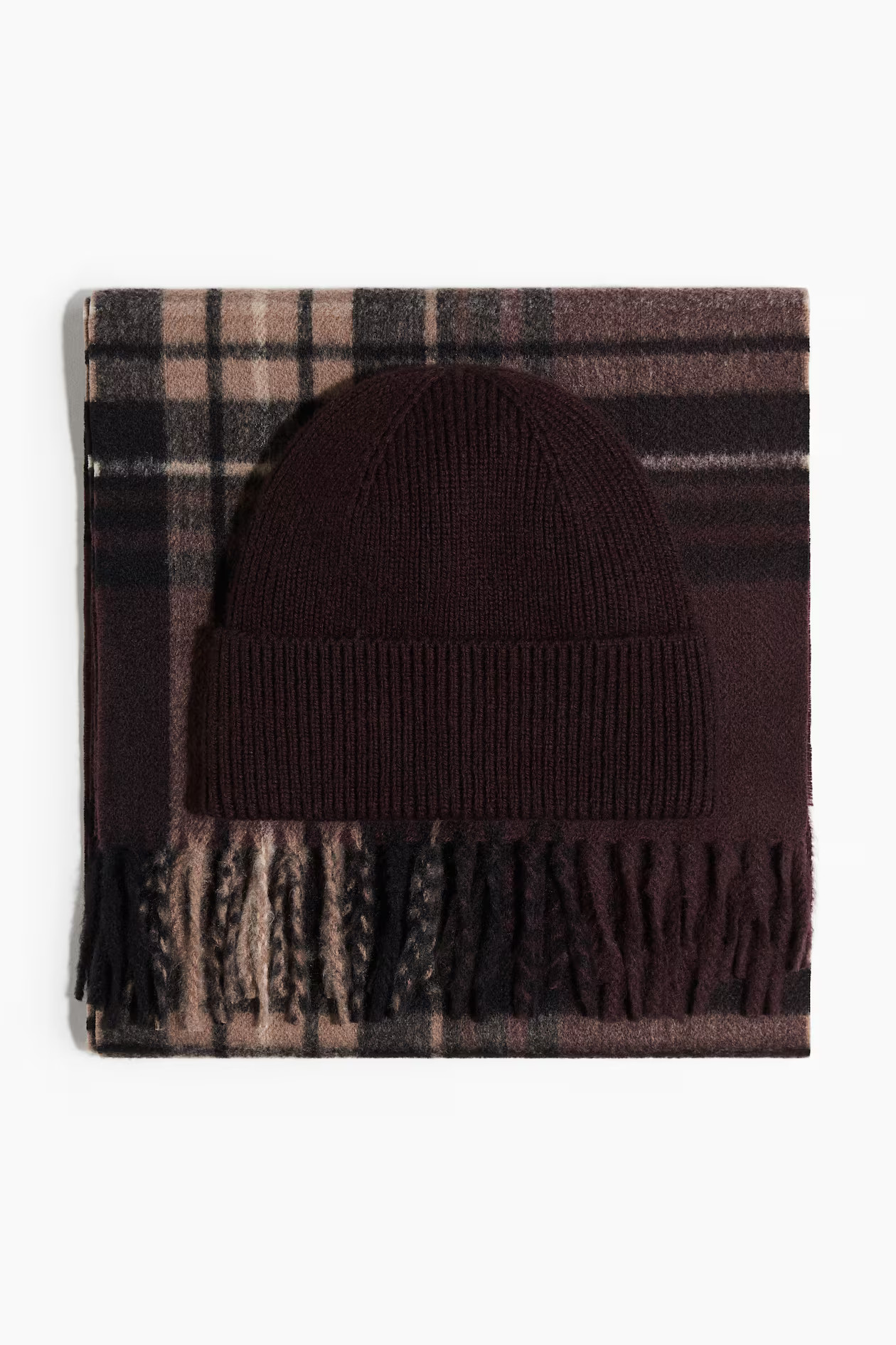 2-piece scarf and beanie set | H&M (UK, MY, IN, SG, PH, TW, HK)