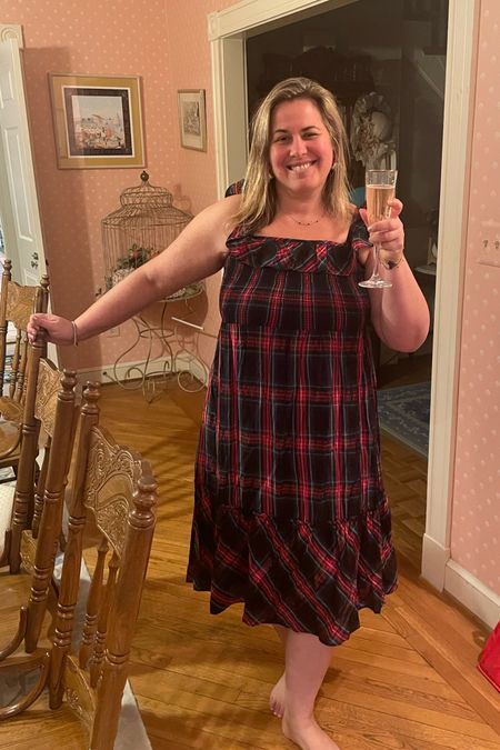 Cheers to 2023!

Vineyard Vines is having an insane sale, including this favorite dress!

Extra 40% off two, Extra 50% off 3 or more!

#LTKHoliday #LTKsalealert #LTKSeasonal