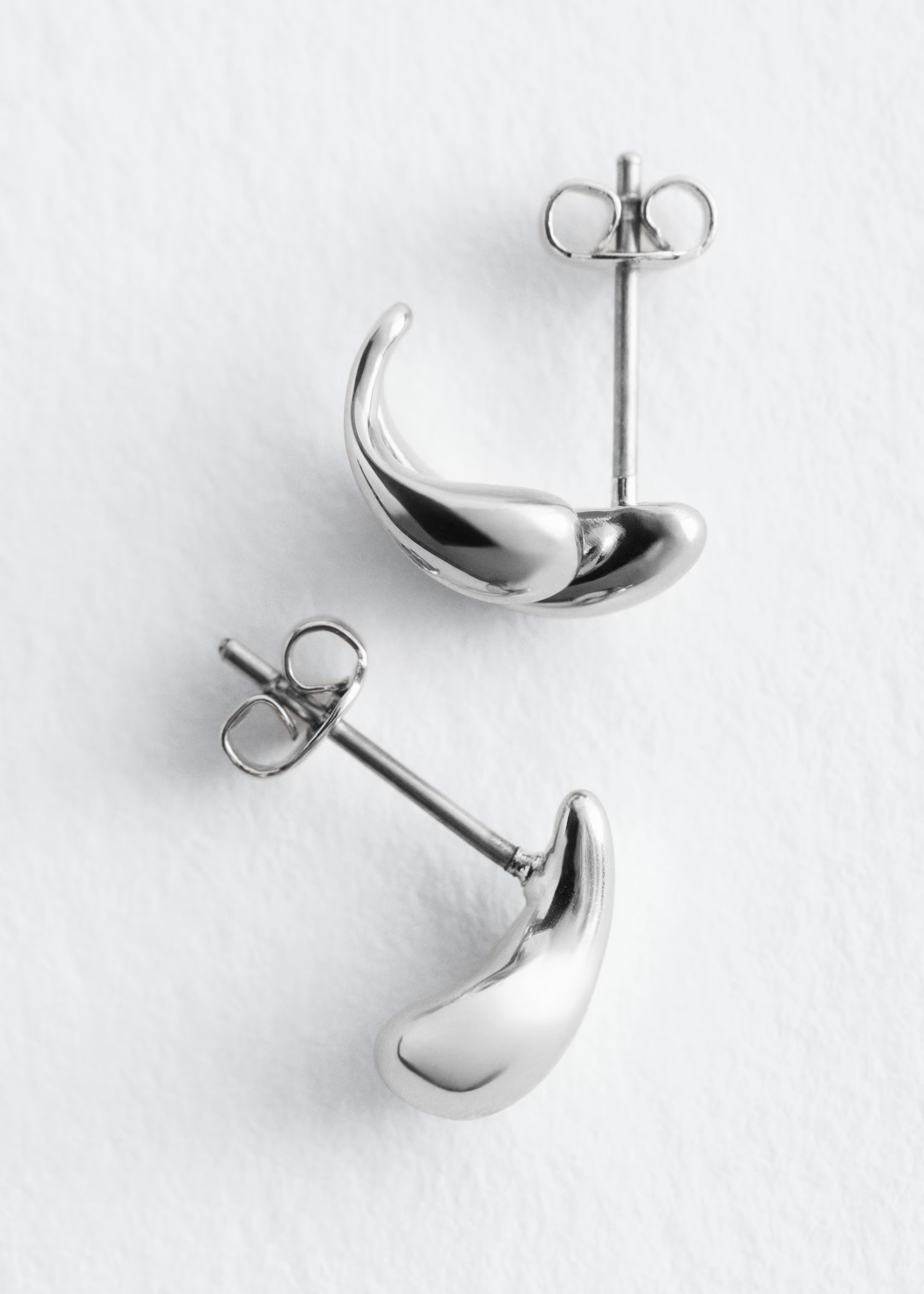 Set van bolle oorbellen | H&M (DE, AT, CH, NL, FI)