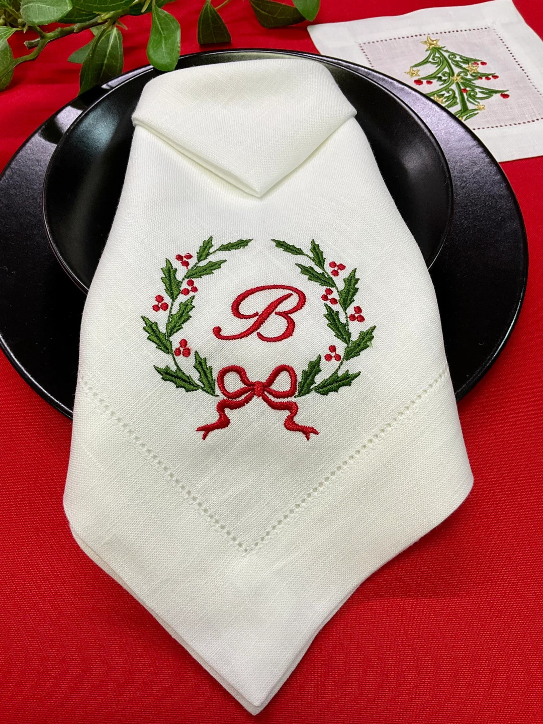 Holy Berry Wreath Monogrammed Napkins Christmas Linen - Etsy | Etsy (US)