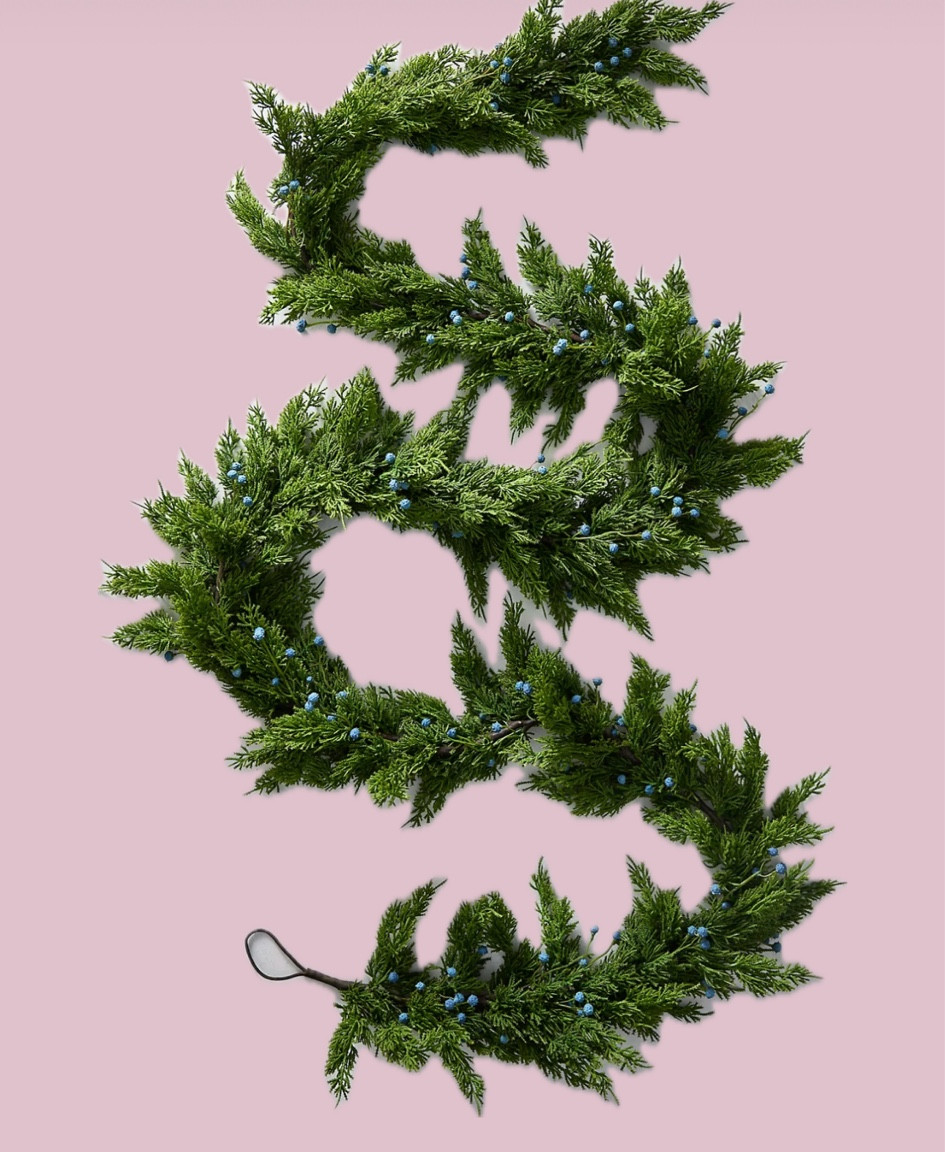 30% off of this berry garland! 

#LTKHoliday