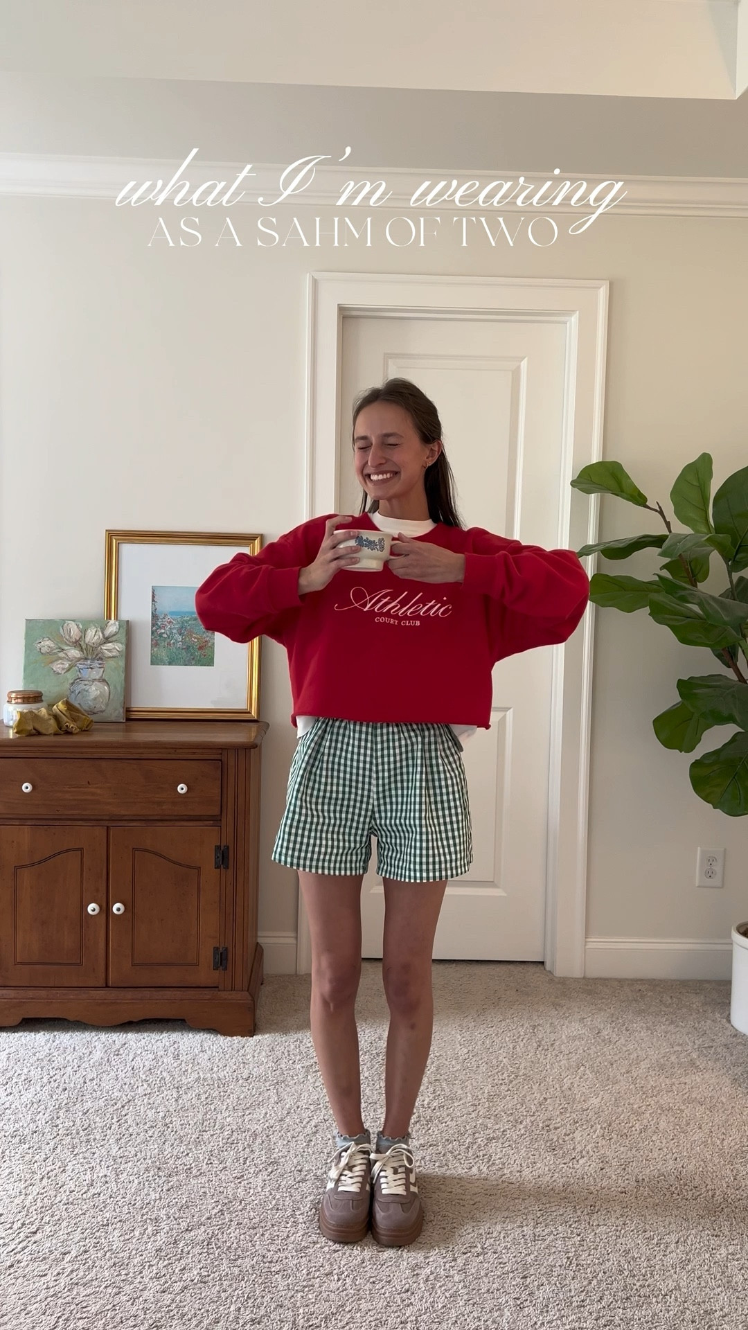 cozy little fall outfit for this cloudy day!🍂 


#momstyle #momootd #momoutfit #sahmoutfit #sahmoutfitideas #sahmootd #fallstyle