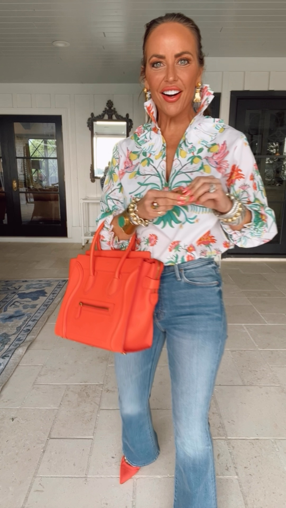 Happy Wednesday! Save on my top with discount code AIRICA 🧡

#LTKStyleTip #LTKBeauty #LTKItBag