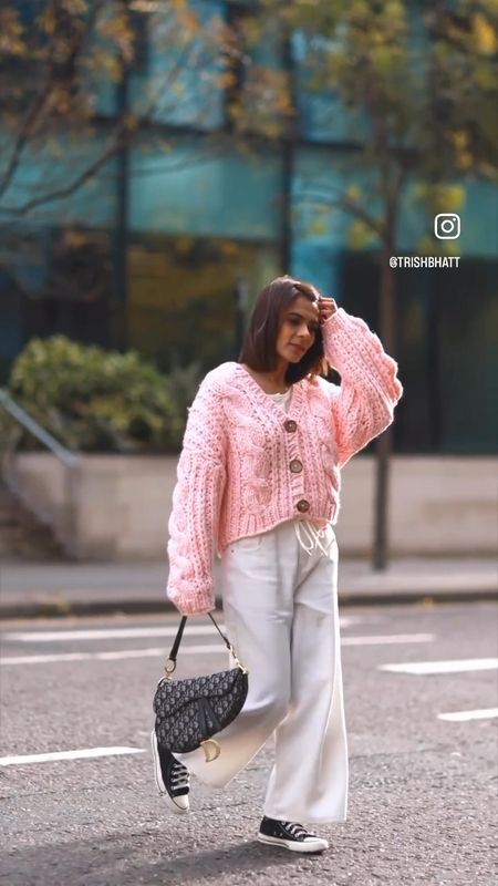V-Neck Crop Hand-Knit Chunky Cardigan in Pink White Jeans Black High Top Converse Trainers Dior Saddle Bag Simple autumnal outfit Transitional outfit Autumn looks Fall outfit Simple fits Casual look Petite Style Guide Petite Fashion

#LTKstyletip #LTKSeasonal #LTKeurope