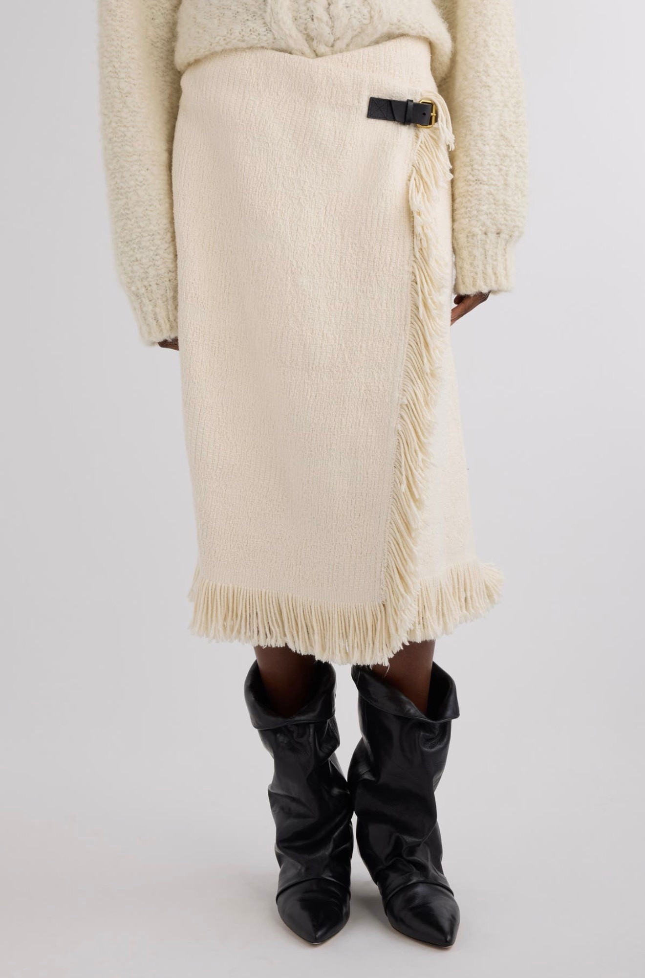 Skirt on major sale 

#LTKSeasonal #LTKMidsize #LTKSaleAlert