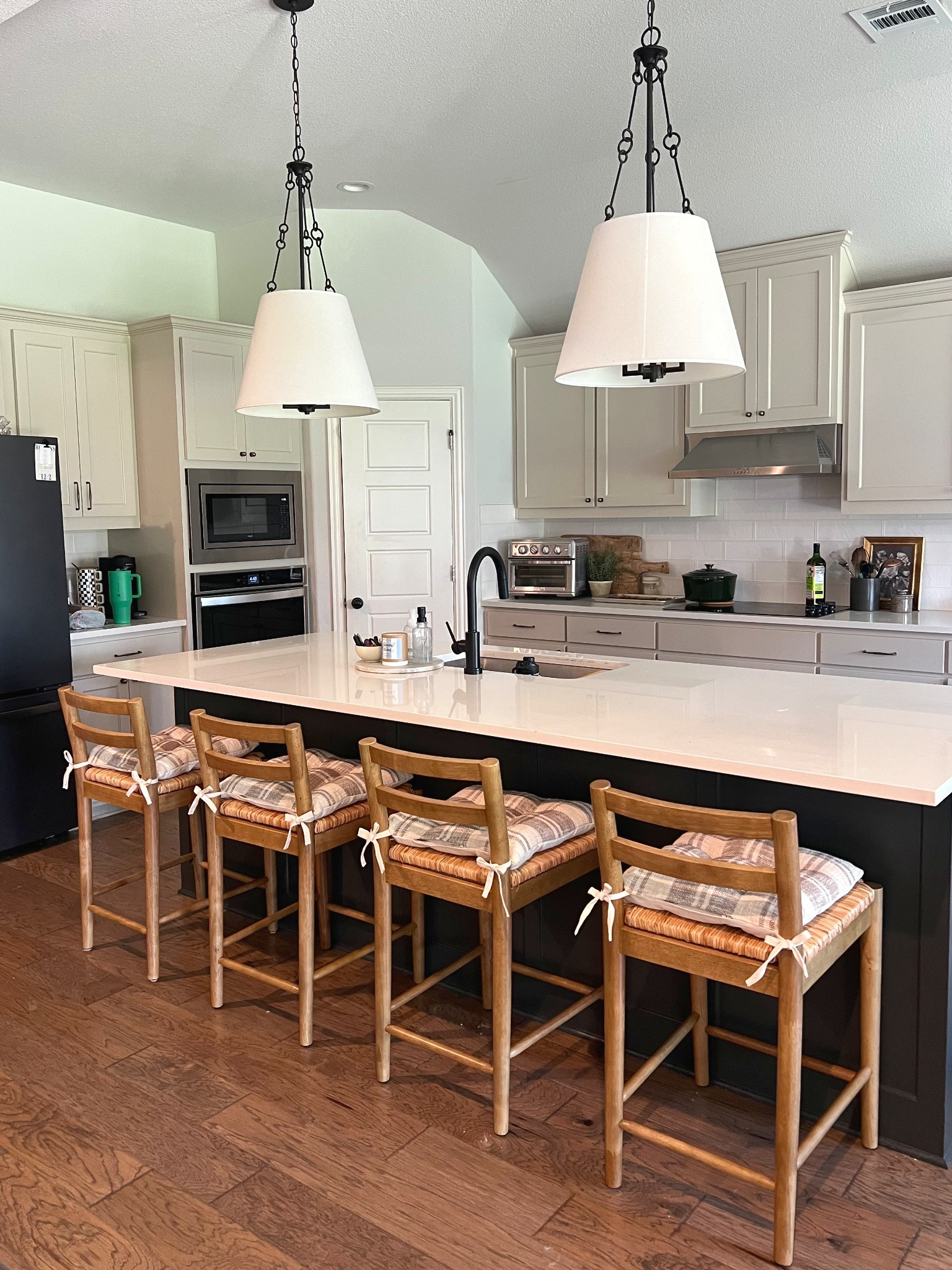 Cutie new counter stools from Walmart! I can’t believe they are only $89 each. (They are sold in a 2 pack btw!) Chair cushions are from At Home!