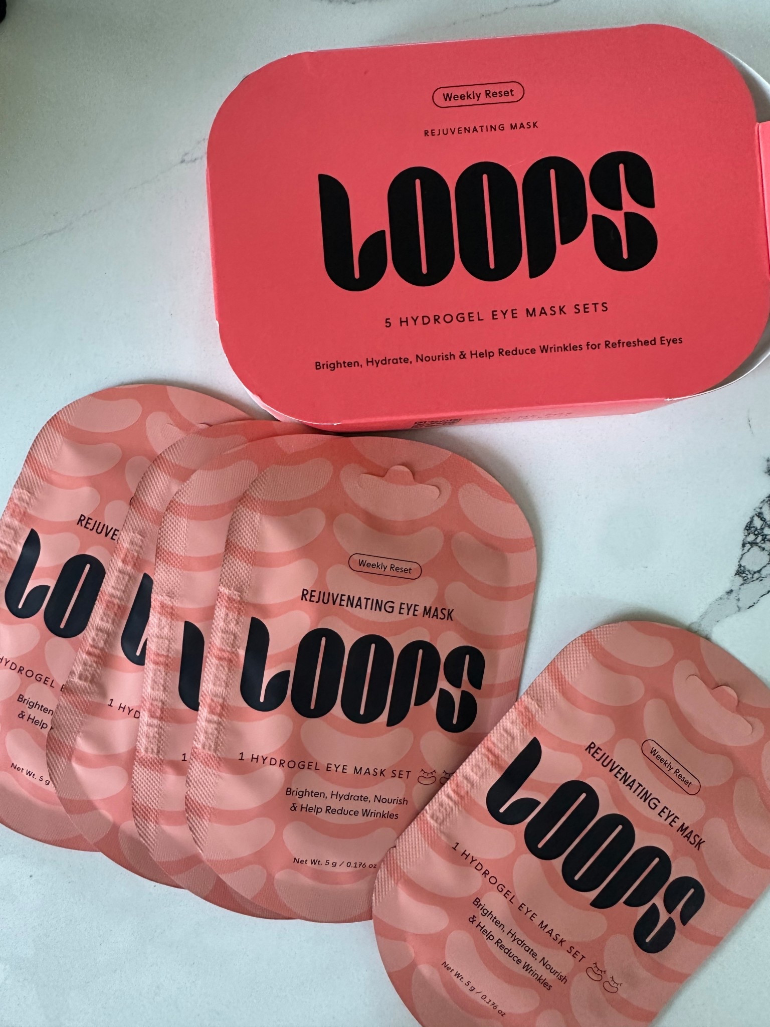 Like a multi-vitamin for your eye area. Niacinamide, or vitamin B3, encourages ceramide synthesis, promoting brighter, more resilient-looking skin. Retinol, a form of vitamin A, increases cell turnover to minimize the look of fine lines and wrinkles. Pearl extract delivers immediate radiance, while our flower complex calms and soothes the delicate skin around the eye area. @Loops Beauty 

#LTKBeauty #LTKselfcare #LTKgrwm