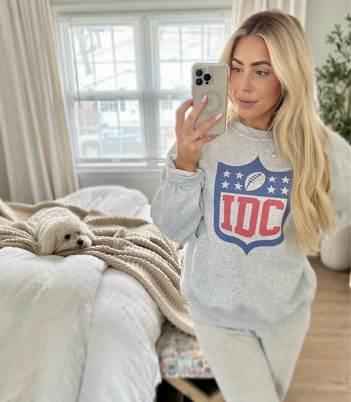 Go sports 🎉 IDC football sweatshirt 