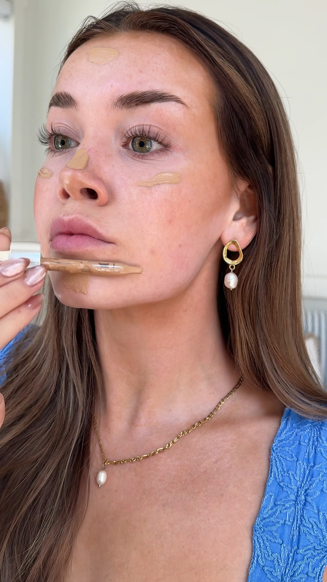 Get ready with me! Didn’t love the hourglass vanish concealer, it’s too dry for my skin, and wasn’t super impressed with the fantasize mascara - don’t reccomend ! 

#LTKselfcare #LTKmorningroutine #LTKBeauty