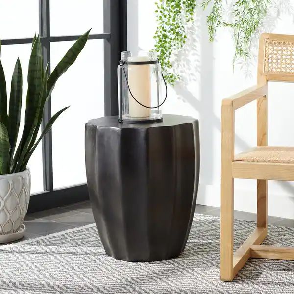 SAFAVIEH Jaslyn Indoor/ Outdoor Modern Black Concrete Round Accent Table - 15.3" W x 15.3" L x 17... | Bed Bath & Beyond