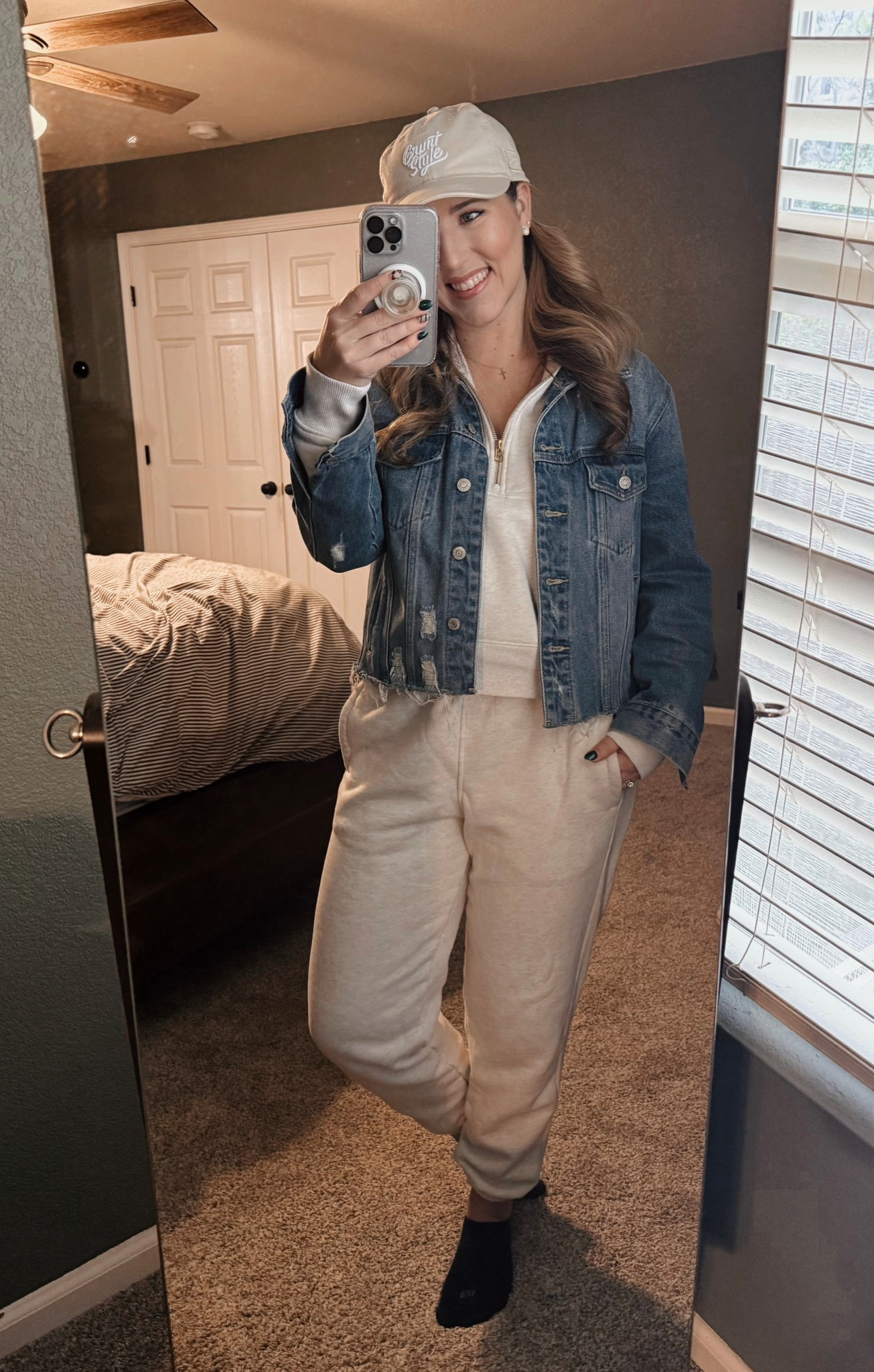 Comfy-core NYE ✨
Ending the year cozy, comfortable, and completely unbothered.
Sweats + a baseball hat because I wasn’t about to do my hair 😂

also, EVERYTHING is from Sam’s Club and less than $15! 🙌🏻

#ComfyCore #CozyVibes #CozyStyle #ComfyOutfit #LoungewearLook #SweatsStyle #NYEStyle #laidbackkstyle 

#LTKSaleAlert #LTKootd #LTKgrwm