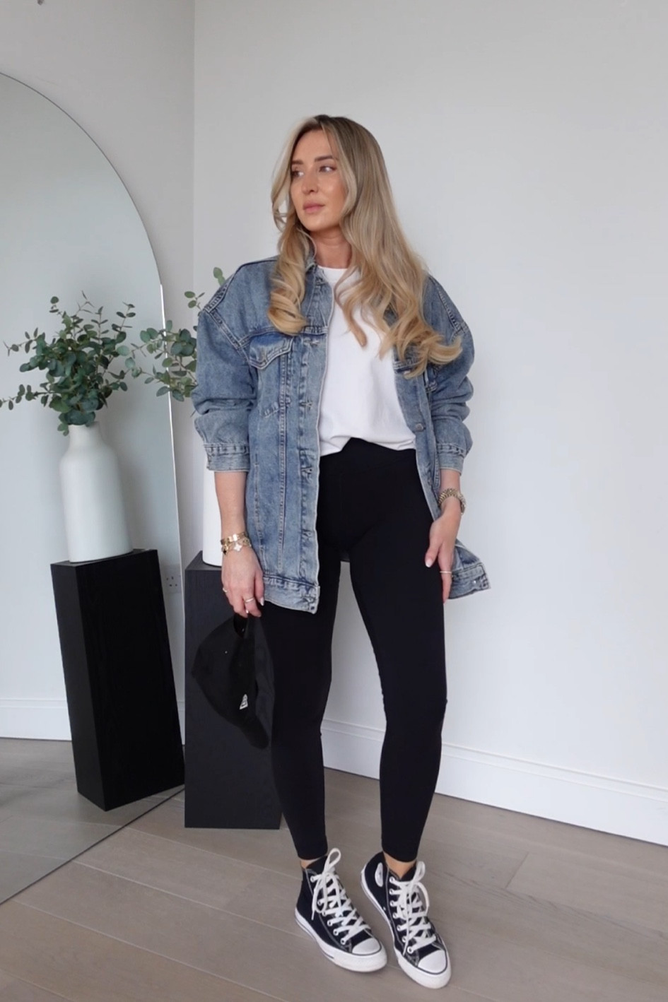 Out of stock H&M denim jacket but I found it in ebay! 