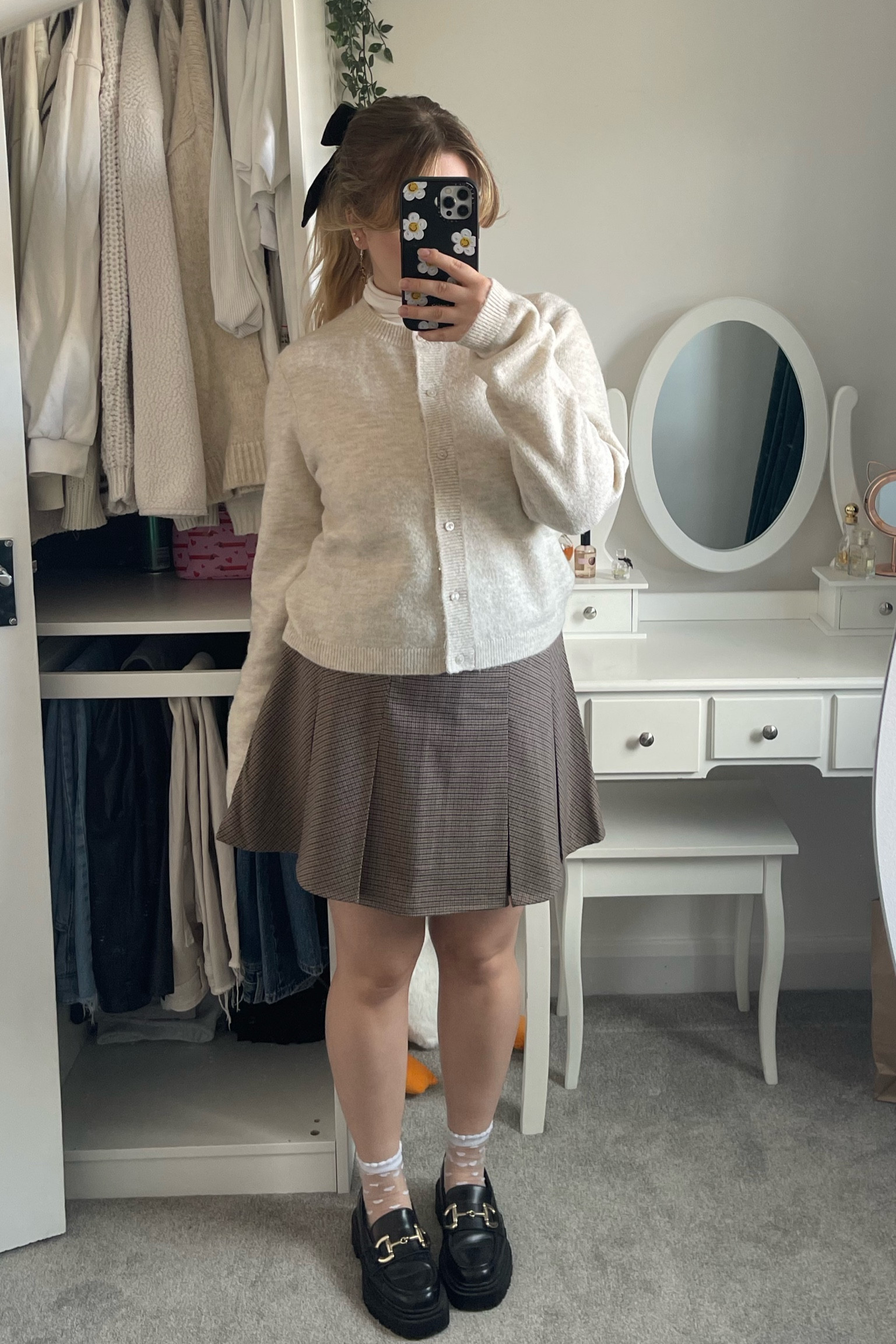 Cutest hair bow everrrr 

#LTKstyletip #LTKautumn