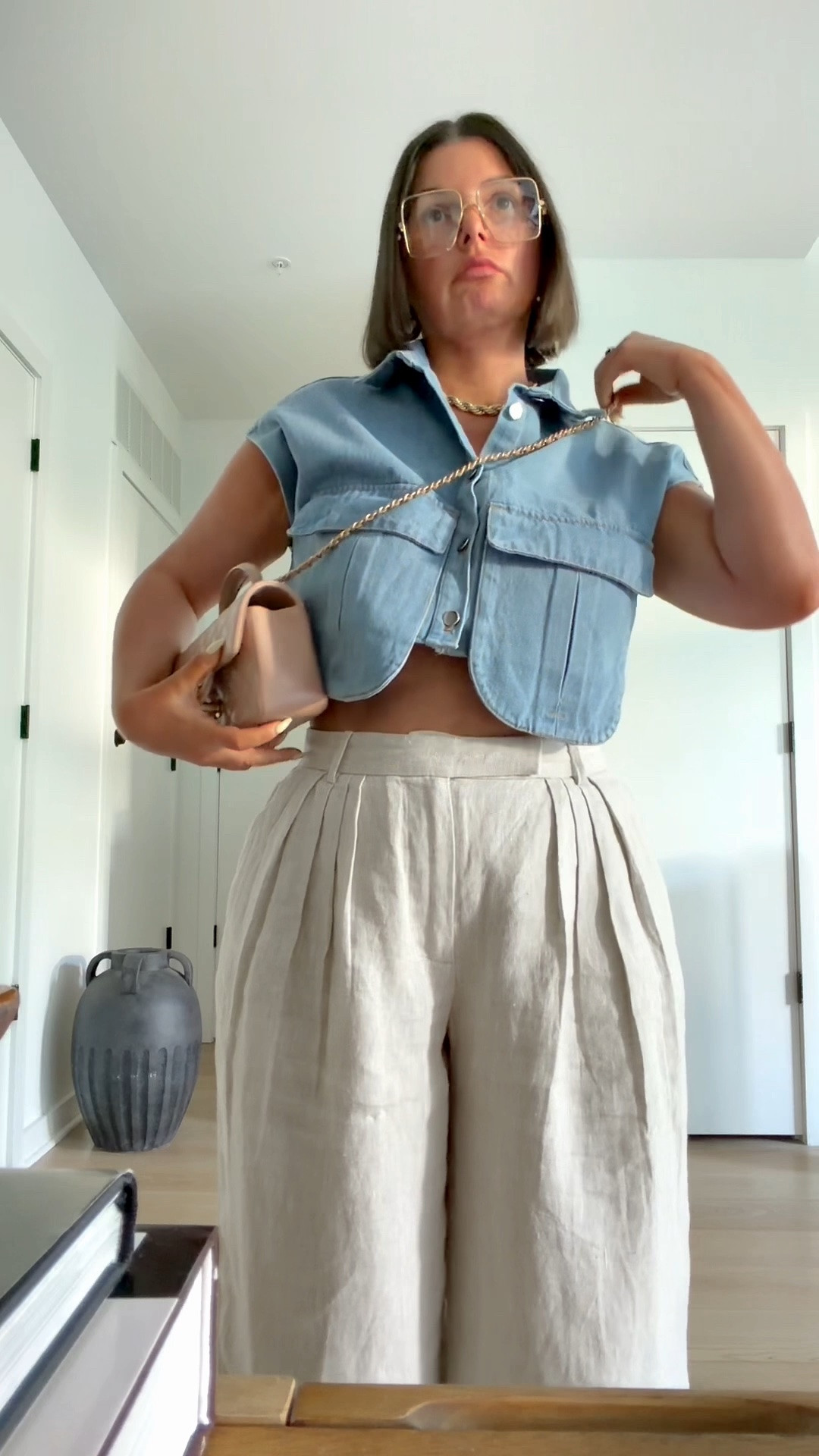 Linen trousers run true to size
I’m 5’4” wearing regular length

#LTKootd #LTKgrwm