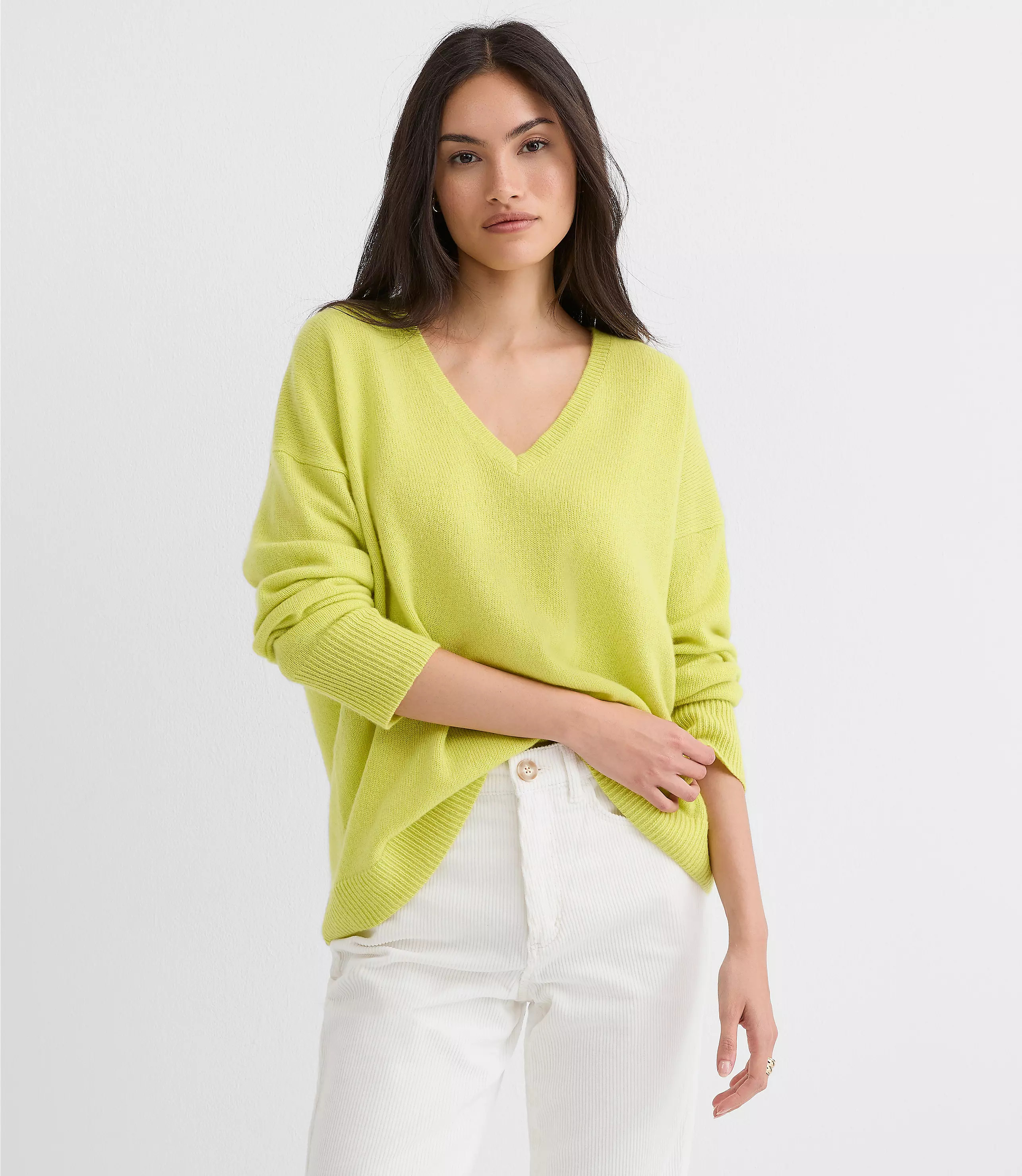 Relaxed V-Neck Cashmere Sweater | LOFT
