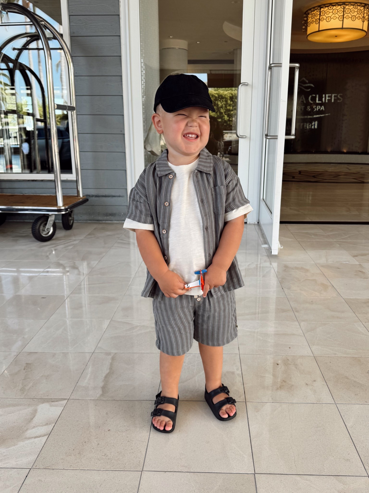 Cutest little toddler boy set! Has a nice over sized fit so if your little one is on the smaller size I would size down

Toddler boy fashion, toddler style, little boy vacation outfit

#LTKBaby #LTKKids #LTKTravel
